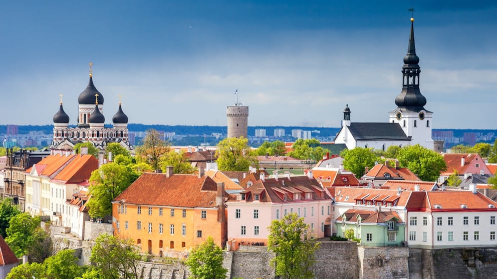 Hitta billiga flygbiljetter till Estland
