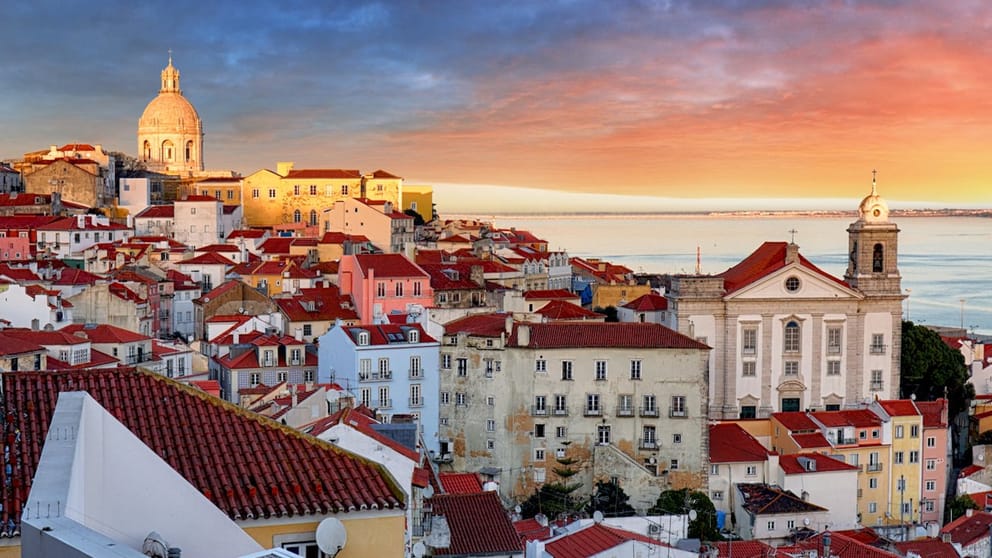 Pesquise voos baratos para Portugal
