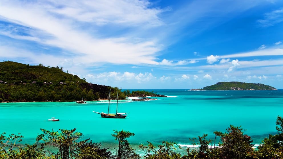Plane tickets to Seychelles