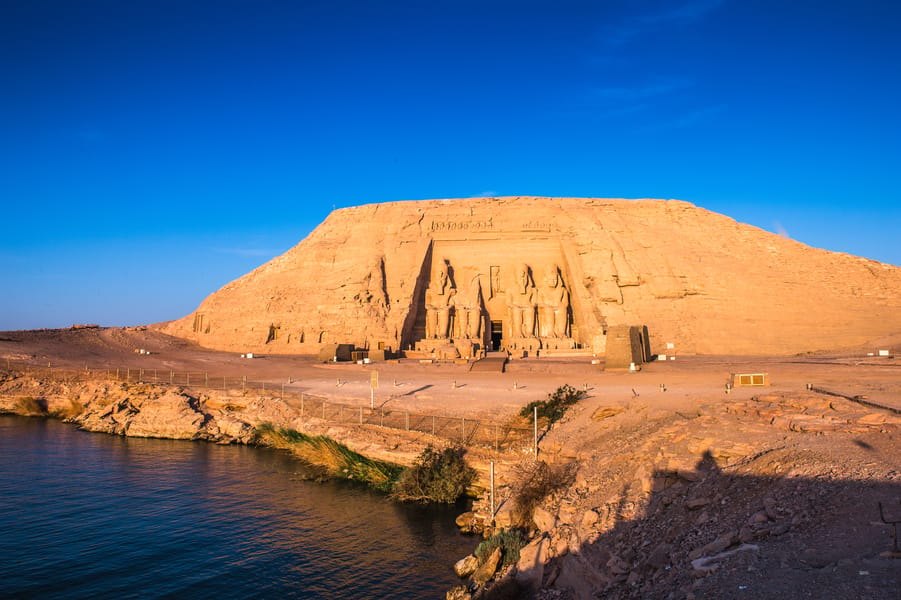 Cheap flights from Aswan, Egypt to Abu Simbel, Egypt
