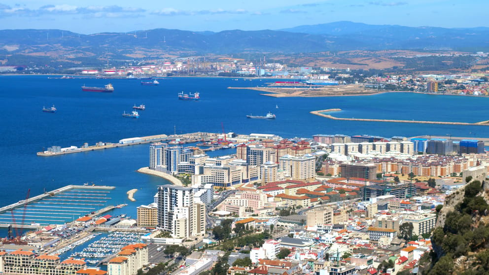 Cheap flights from Manila, Philippines to Algeciras, Spain
