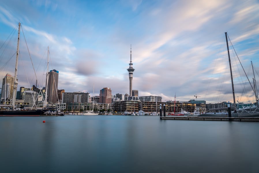 Cheap flights from Melbourne, Australia to Auckland, New Zealand