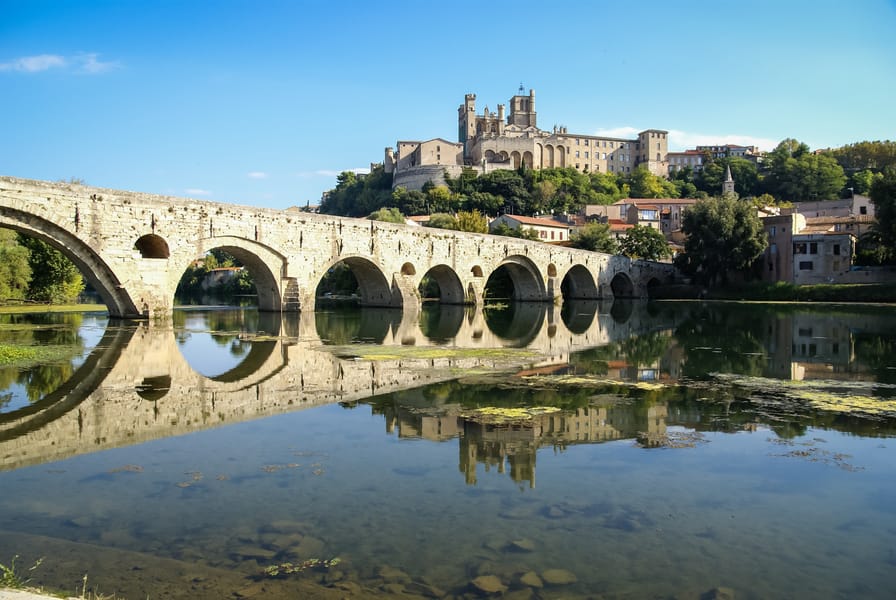 Cheap flights from Lisbon, Portugal to Béziers, France