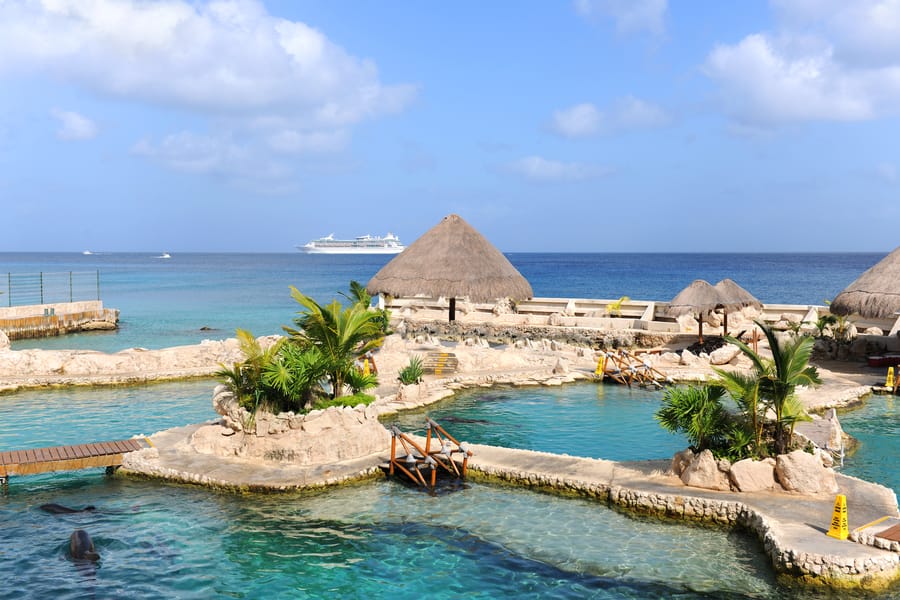 Cheap flights from Lucknow, India to Cozumel, Mexico