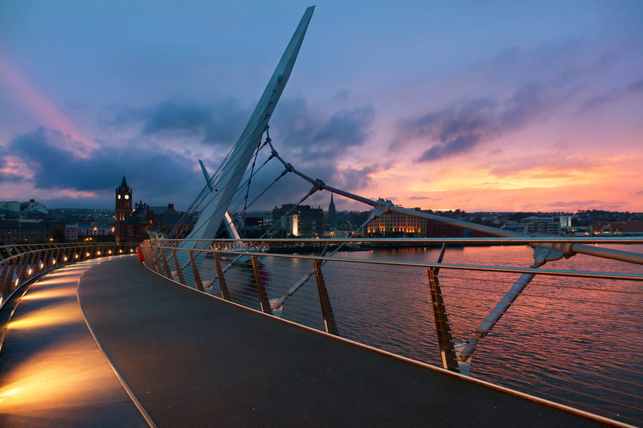 Cheap flights from Lanzarote, Spain to Derry, United Kingdom