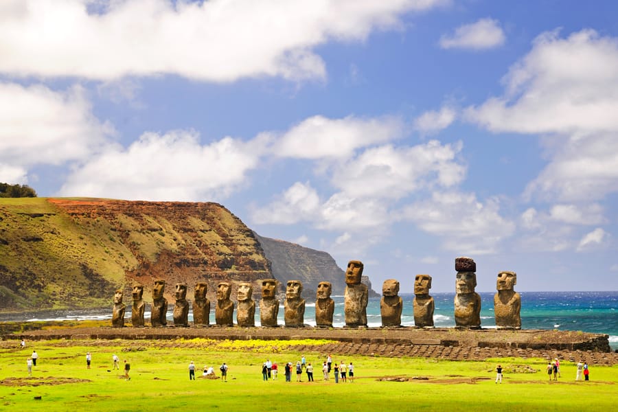 Cheap flights from San José, Costa Rica to Easter Island, Chile