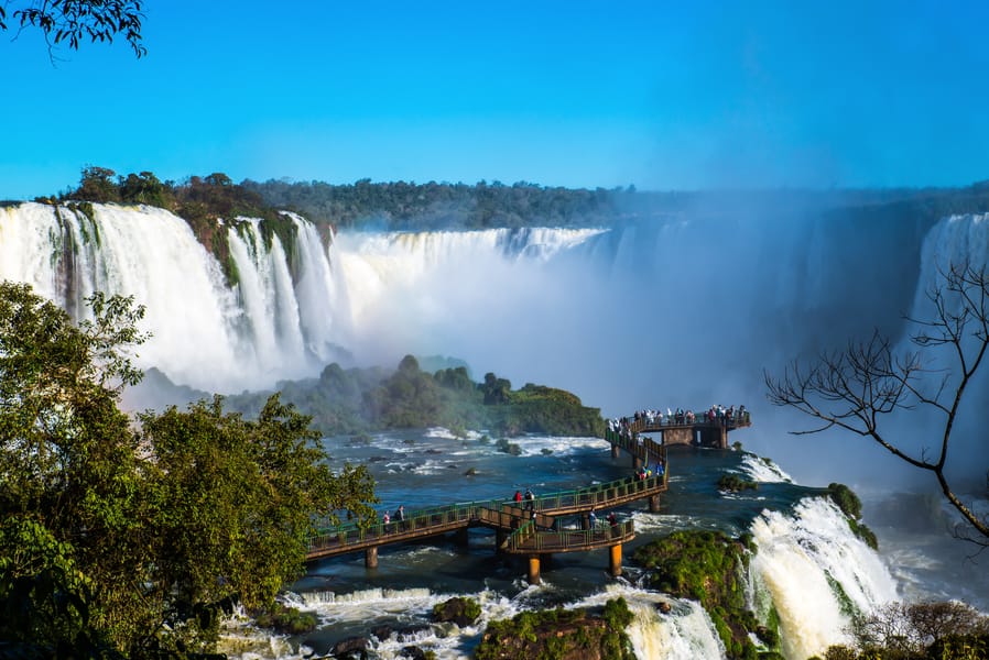 Cheap flights from Manchester, United Kingdom to Foz do Iguaçu, Brazil