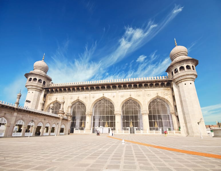 Cheap flights from Manchester, United Kingdom to Hyderabad, India