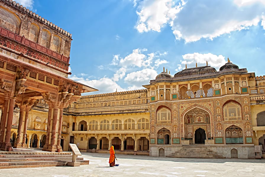 Cheap flights from Singapore, Singapore to Jaipur, India
