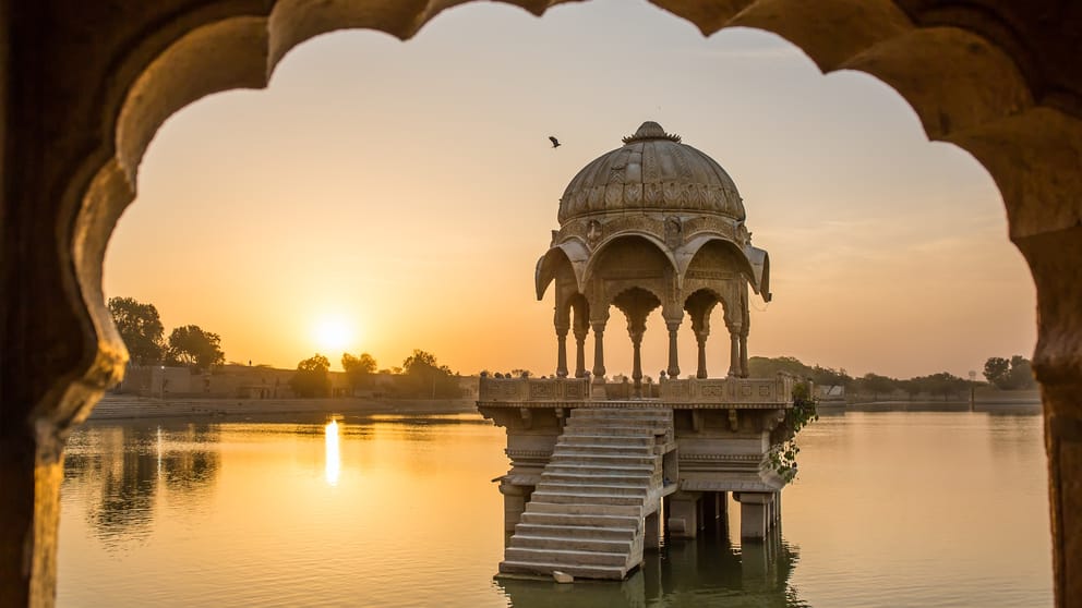 Cheap flights from Udaipur, India to Jaisalmer, India