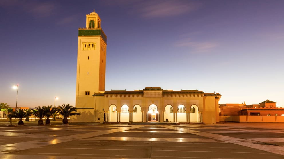 Cheap flights from Oujda, Morocco to Laayoune, Unknown Region