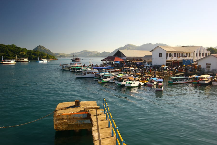 Cheap flights from Cairns, Australia to Labuan Bajo, Indonesia