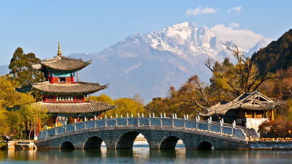 Cheap flights from London, United Kingdom to Lijiang, China