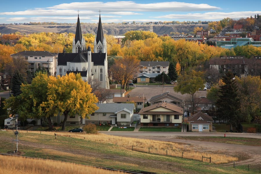 Cheap flights from Billings, MT to Medicine Hat, Canada