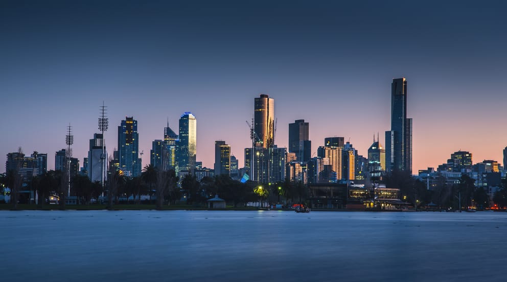 Cheap flights from Port Moresby, Papua New Guinea to Melbourne, Australia