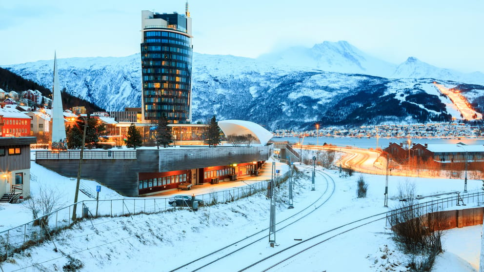 Cheap flights from Barcelona, Spain to Narvik, Norway