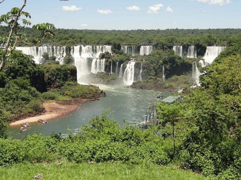 Cheap flights from Manchester, United Kingdom to Puerto Iguazú, Argentina