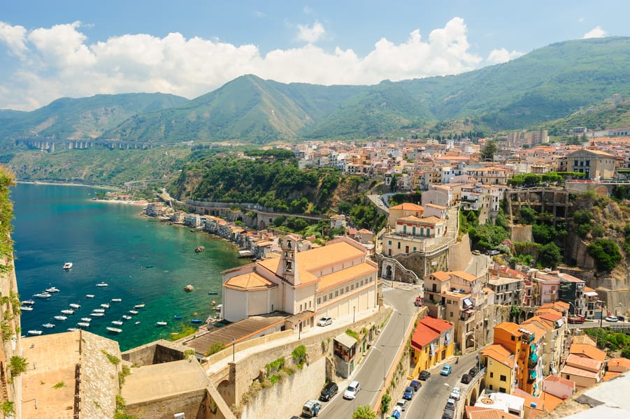 Cheap flights from Split, Croatia to Reggio Calabria, Italy