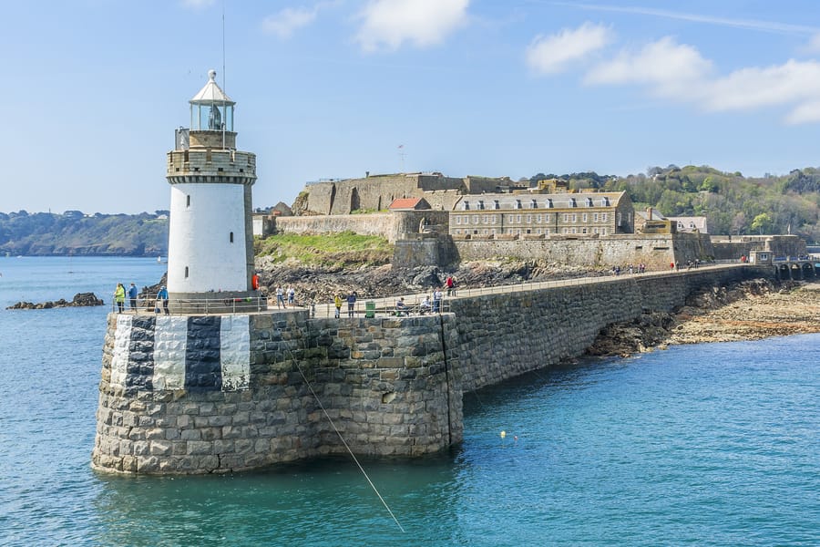 Cheap flights from Málaga, Spain to Saint Peter Port, Guernsey