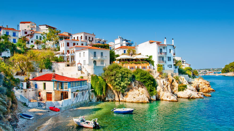 Cheap flights from Brussels, Belgium to Skiathos, Greece