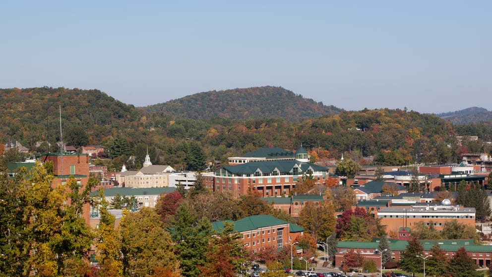 Cheap flights from Nashville, TN to State College, PA