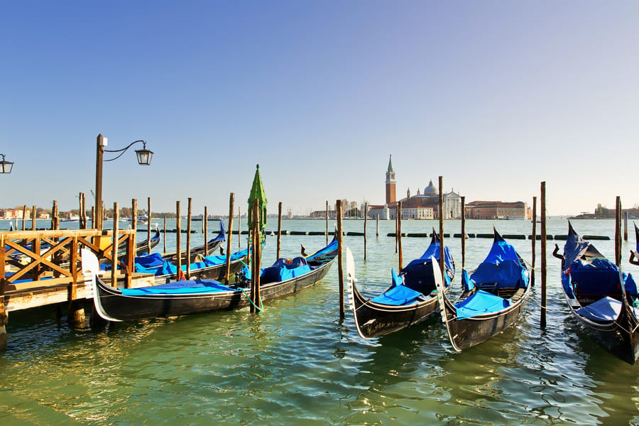 Cheap flights from Vancouver, Canada to Venice, Italy
