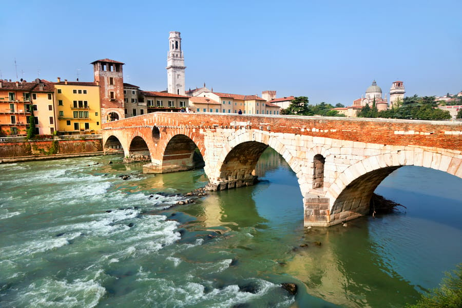 Cheap flights from Brussels, Belgium to Verona, Italy