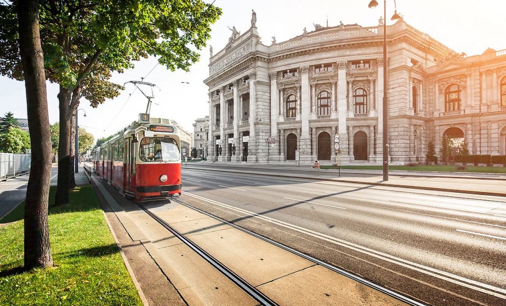 Reserva vols de Madrid, MD a Àustria