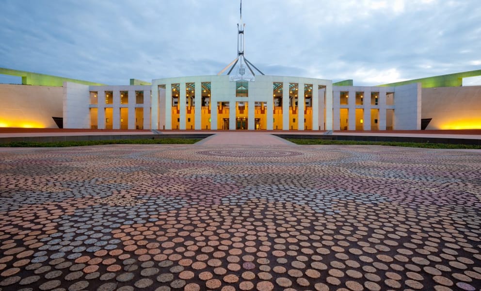 Book flights from Auckland to Australia