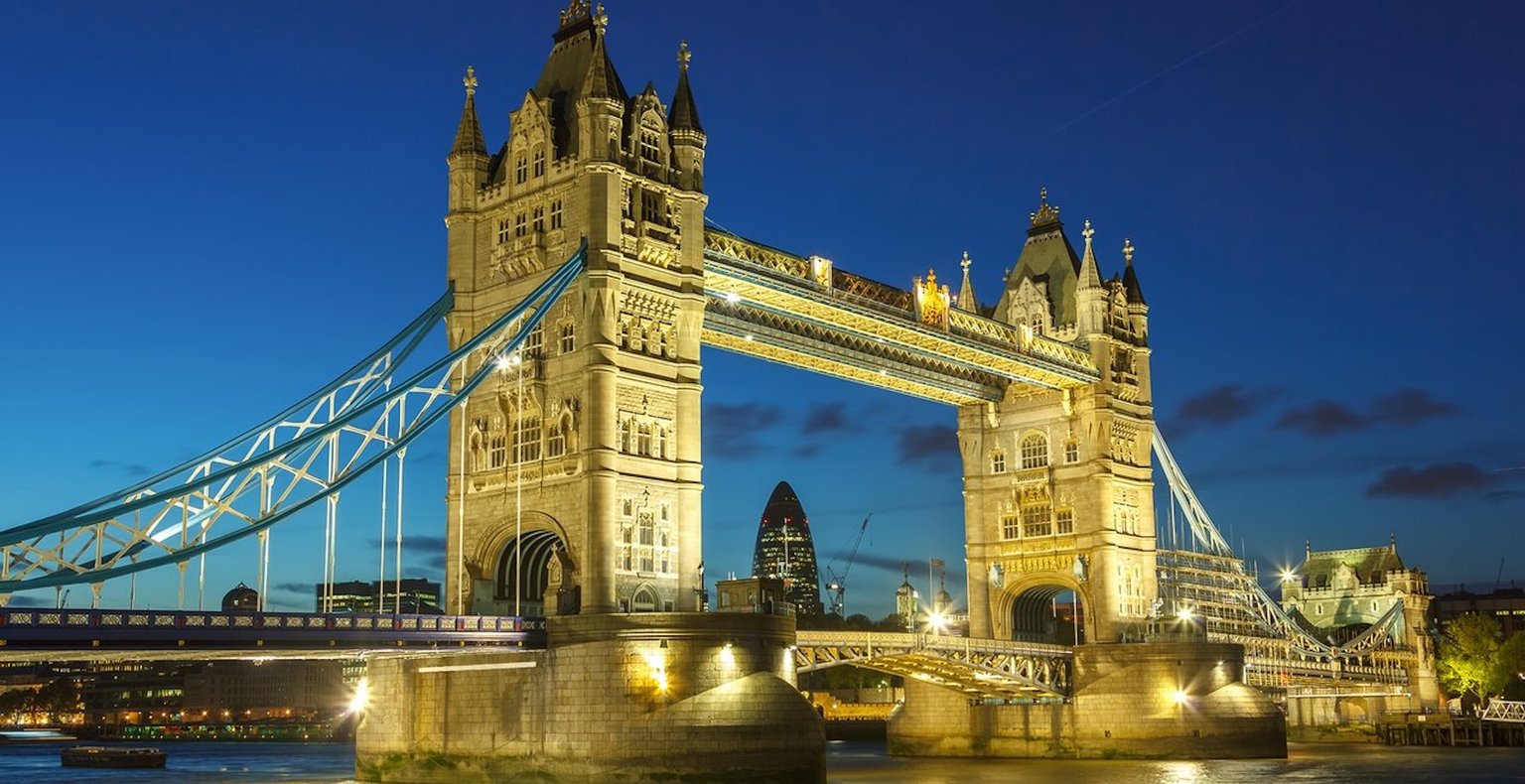 Cheap flights from Hungary to United Kingdom from £24