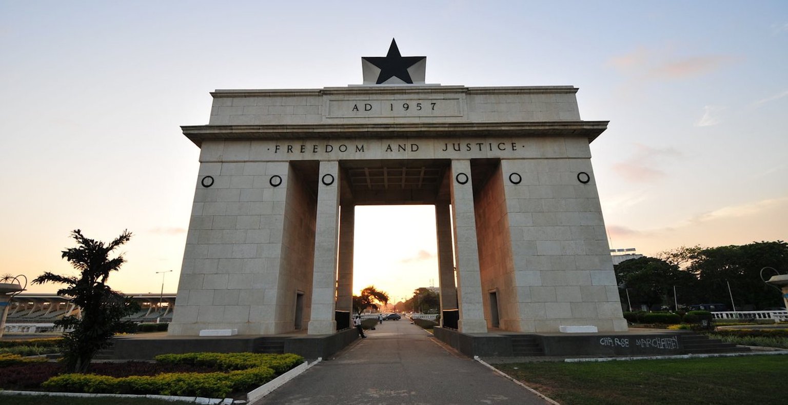 Zboruri ieftine din România către Ghana