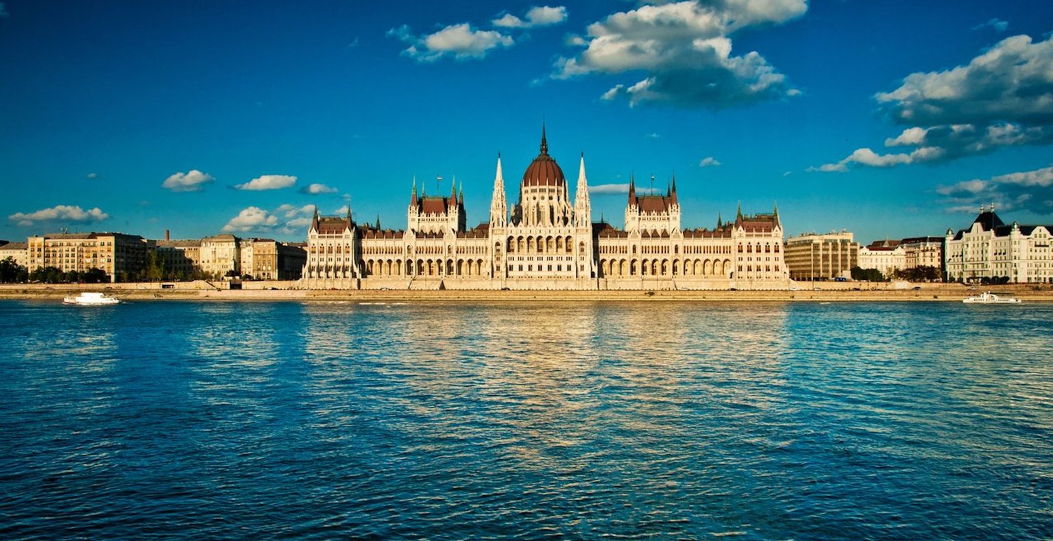 Cheap flights from France to Hungary from £33