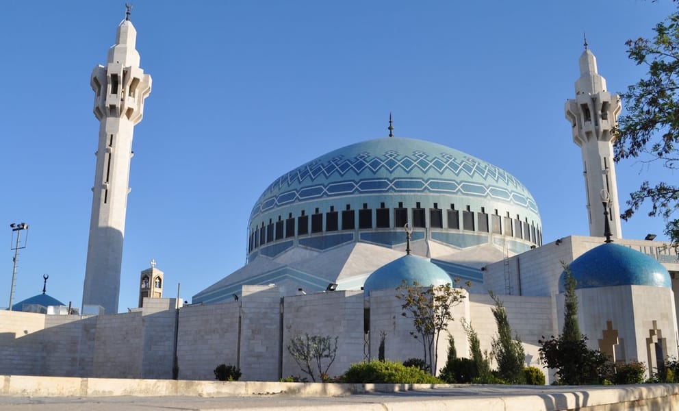 Encuentra vuelos baratos a Jordania