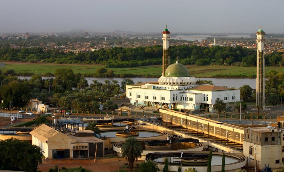 احجز رحلات طيران من الرياض إلى السودان