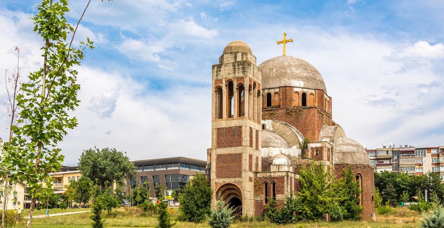 Halpoja lentoja Suomesta Kosovoon alkaen 146 €