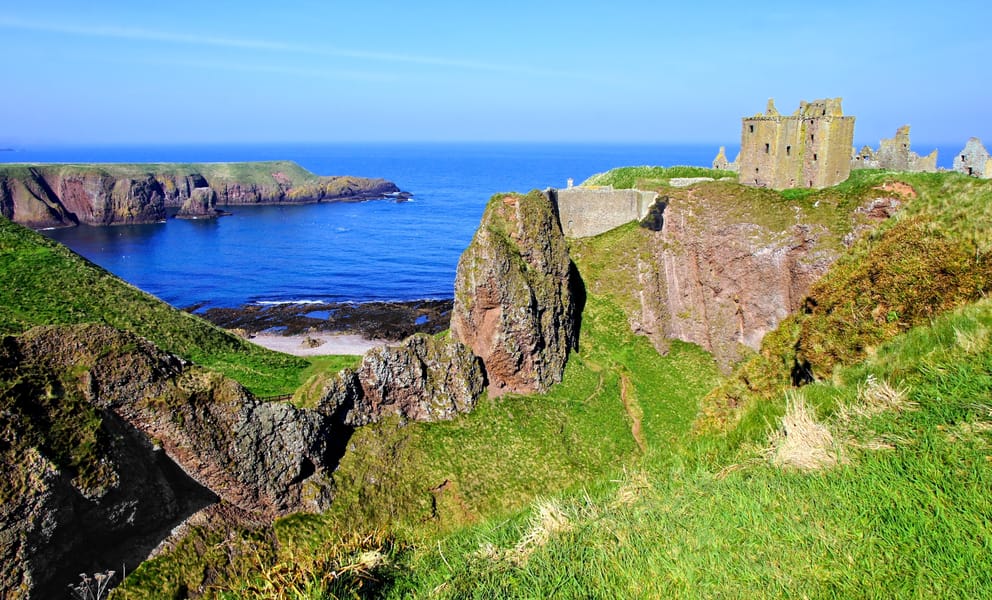 Cheap flights from Athens, Greece to Aberdeen, United Kingdom