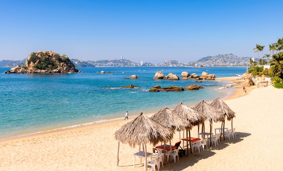 Cheap flights from London to Acapulco