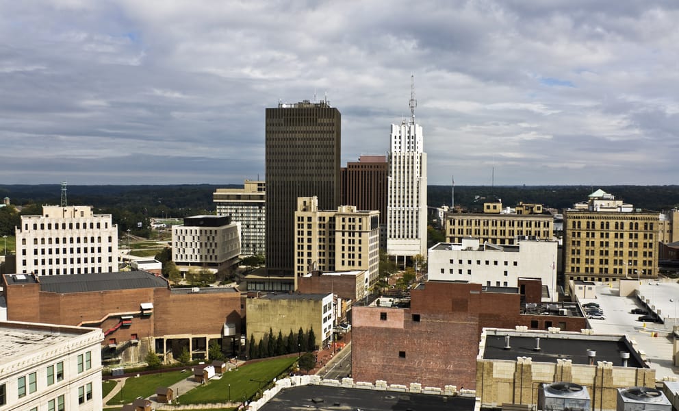 Cheap car rentals in Akron, United States