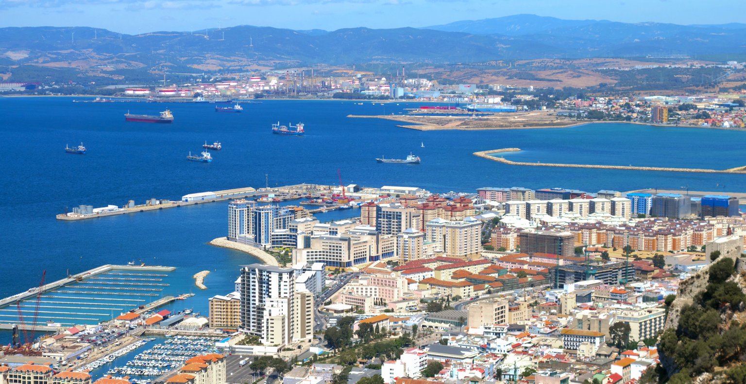 Vuelos baratos de Madrid a Algeciras a partir de 28 €