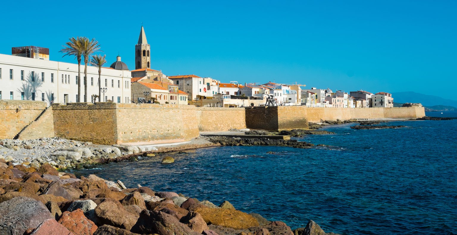 Vuelos baratos de Alicante a Alguer a partir de 79 €