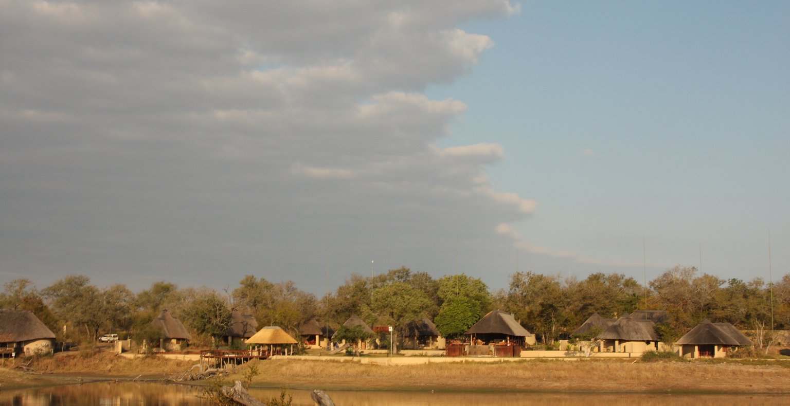 Find cheap flights to Arathusa Safari Lodge