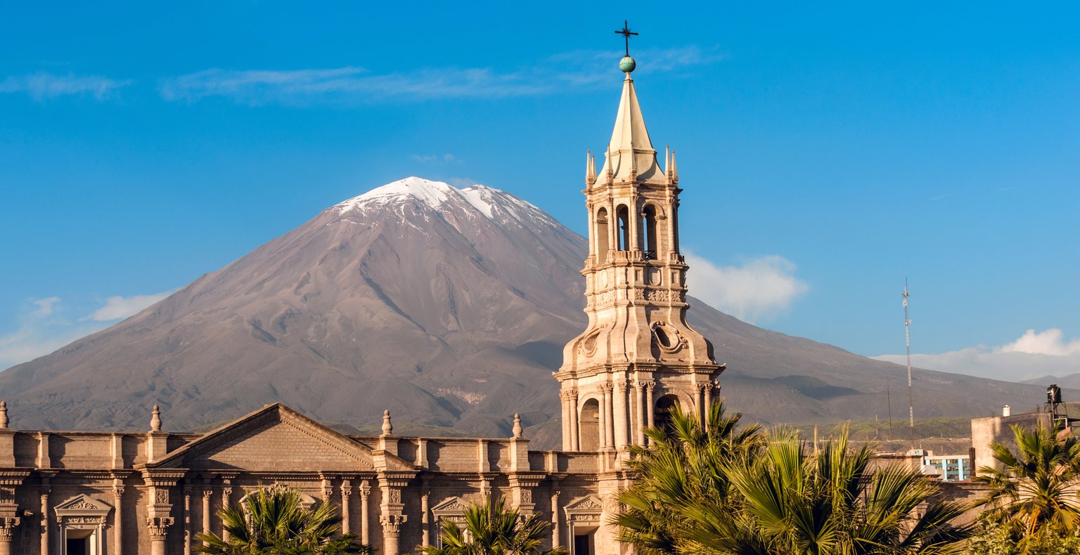 Vuelos baratos de Barcelona a Arequipa a partir de 678 €