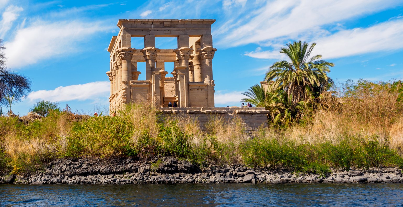 Cheap flights from Barcelona to Aswan from £133