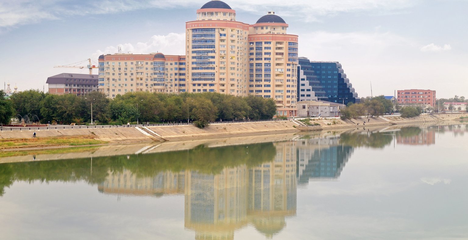 Vols pas chers depuis Bakou vers Atyrau à partir de 106 €