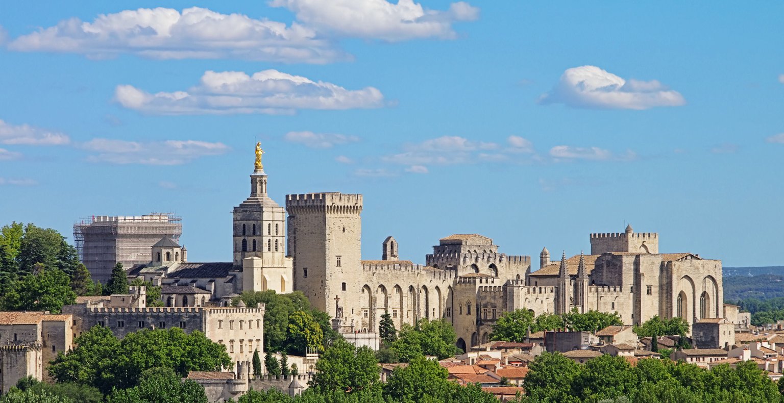 Cheap flights from Erzurum to Avignon from