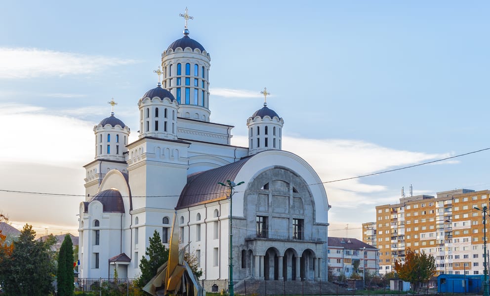 Cheap car rentals in Bacău, Romania