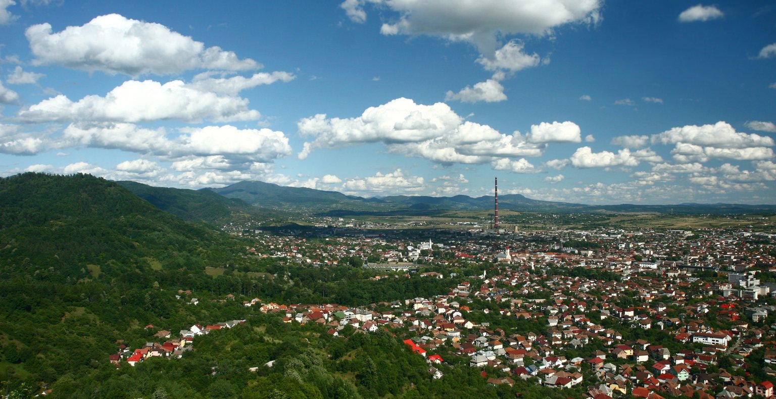 Vuelos baratos de Málaga to Baia Mare a partir de 141 €