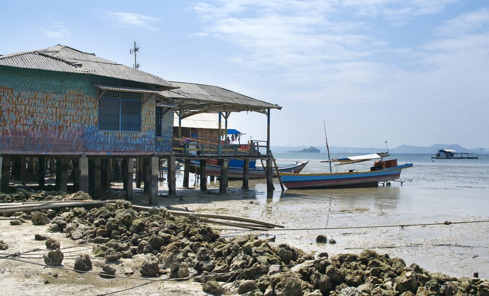 Cheap car rentals in Bandar Lampung, Indonesia