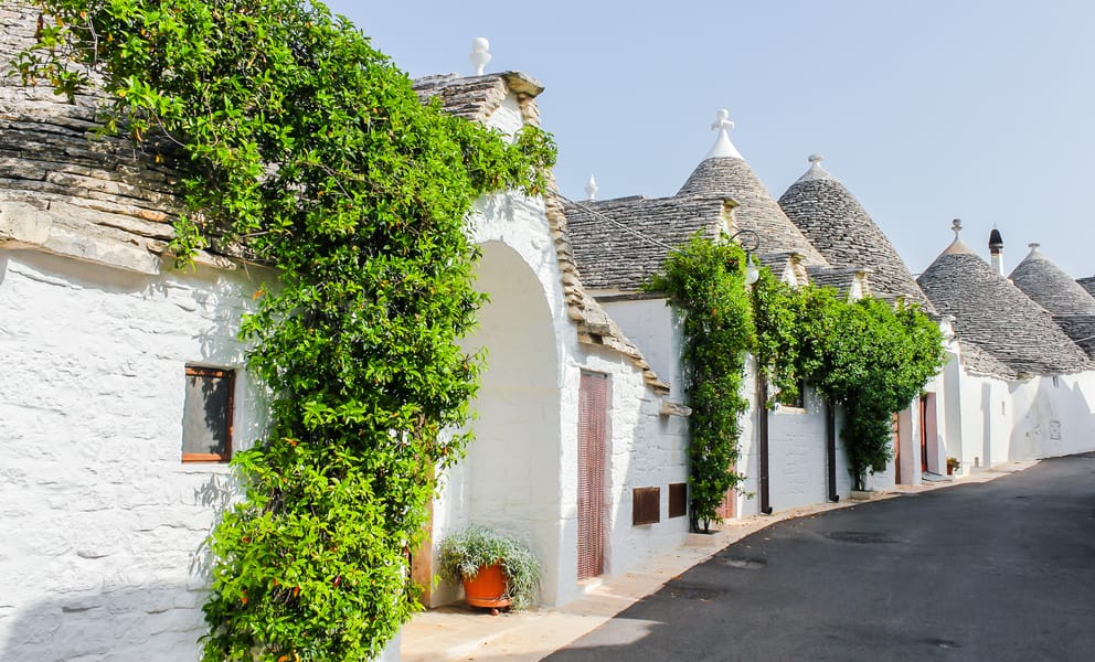 Cheap car rentals in Bari, Italy