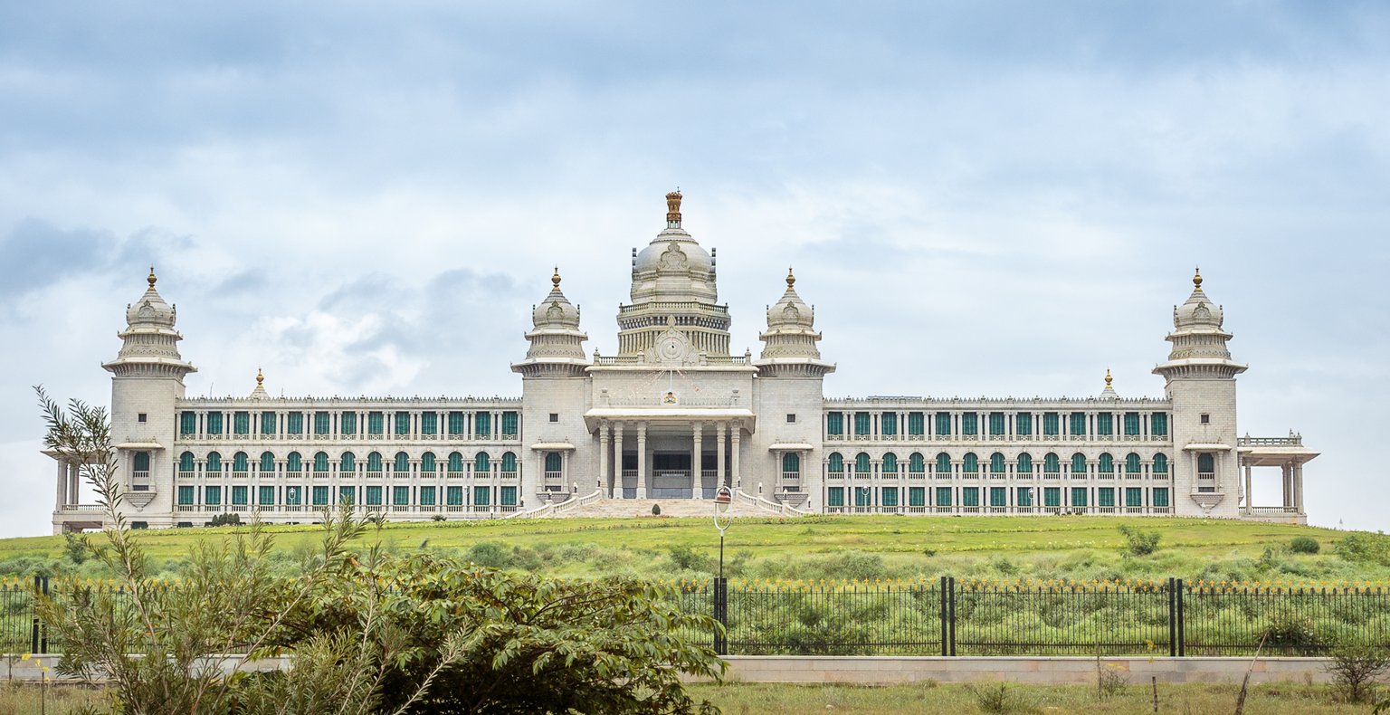 Cheap flights from Mysore to Belgaum from £99